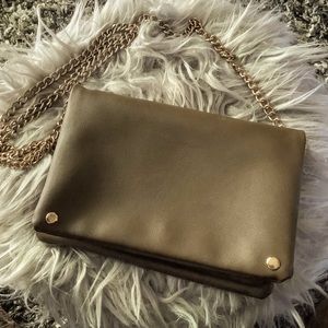 Crossbody w/ Gold Chain